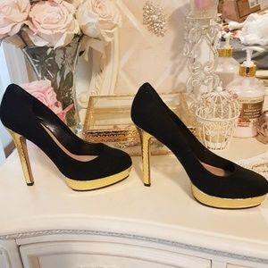 Vincent Camuno Designer Heels Black and Gold 6